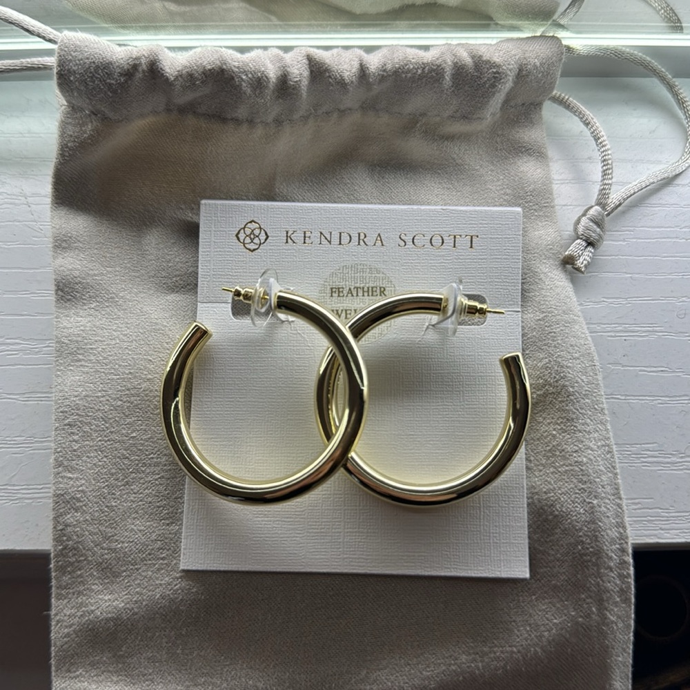 New never worn gold hoops